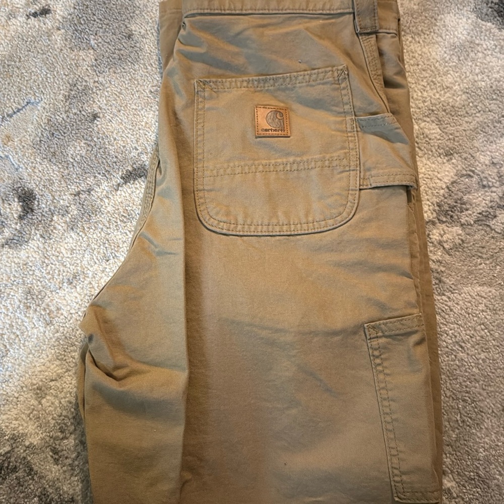 Tan cargo Carhartt
